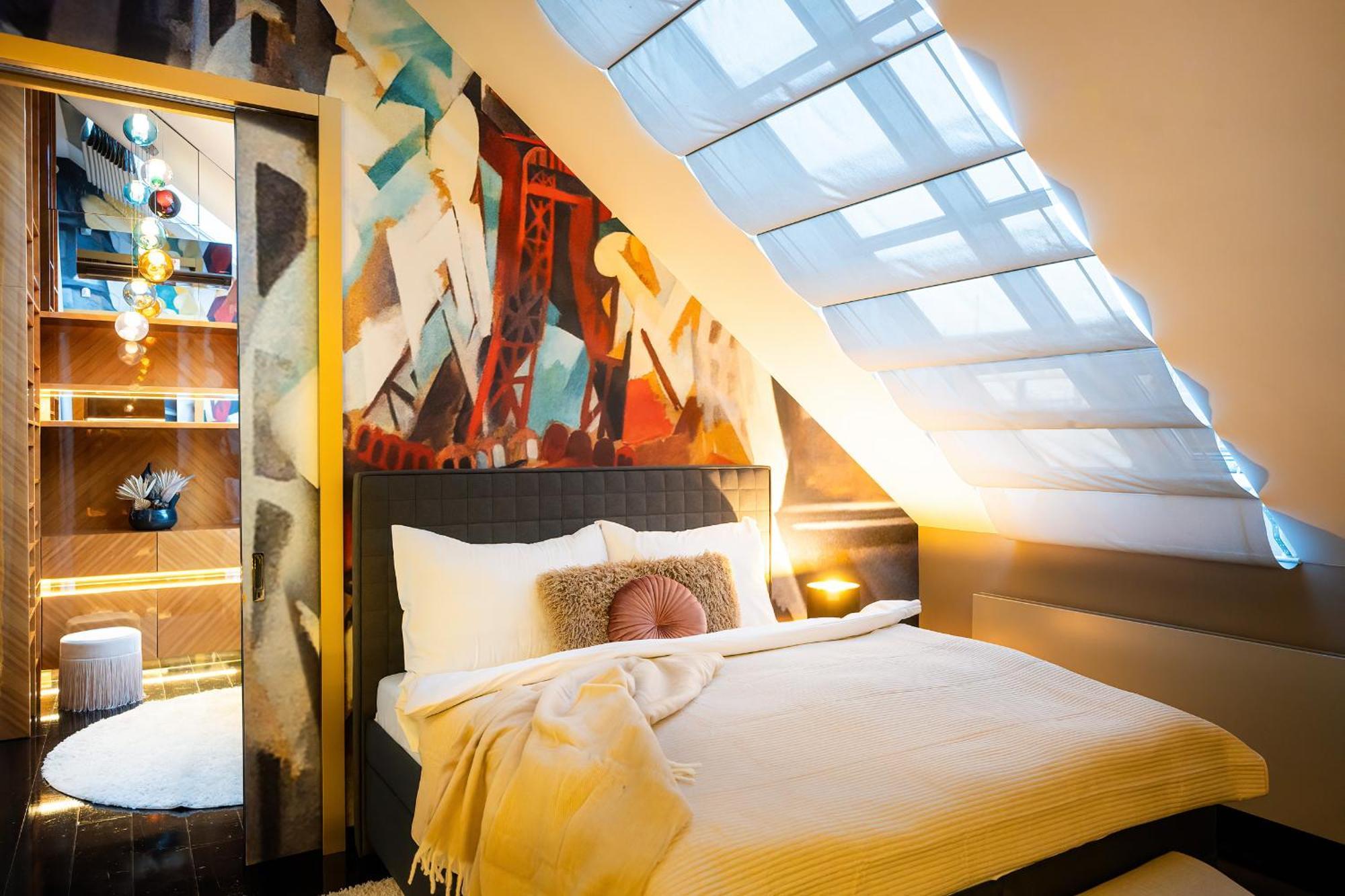 Billionaires Boutique & Premium Suites, Old Town Praga