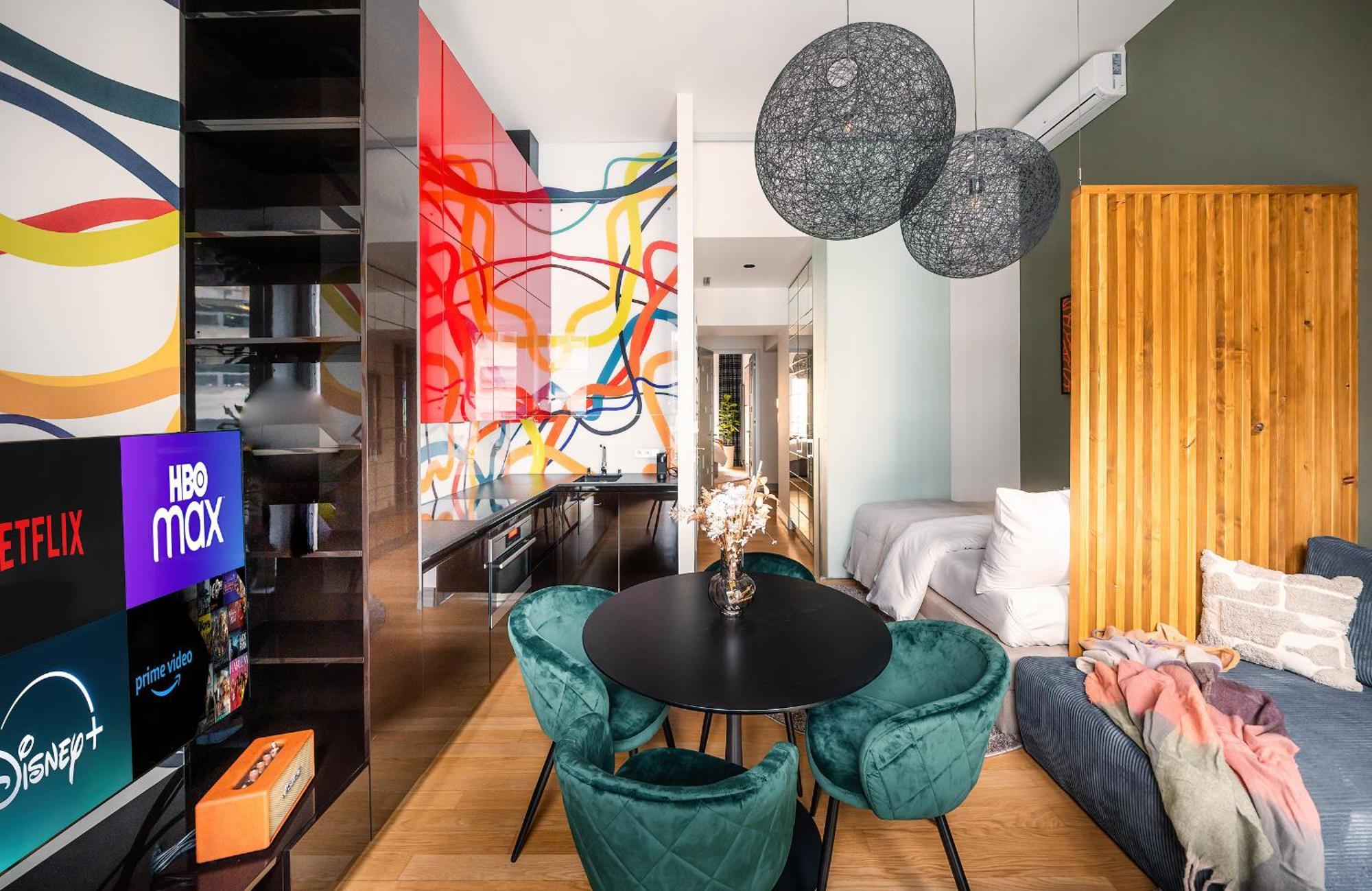 Billionaires Boutique & Premium Suites, Old Town Apartamento